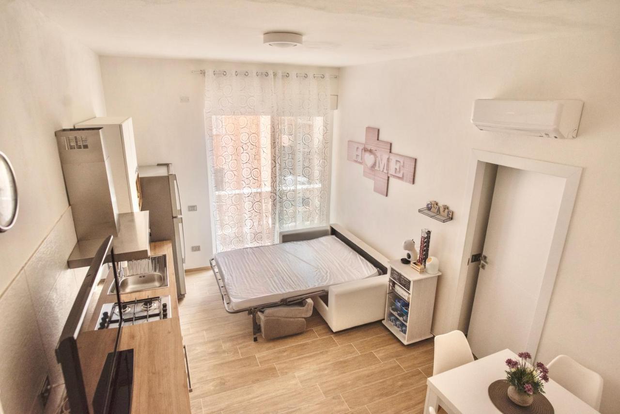 קליארי Bellini Lorenz Apartment מראה חיצוני תמונה