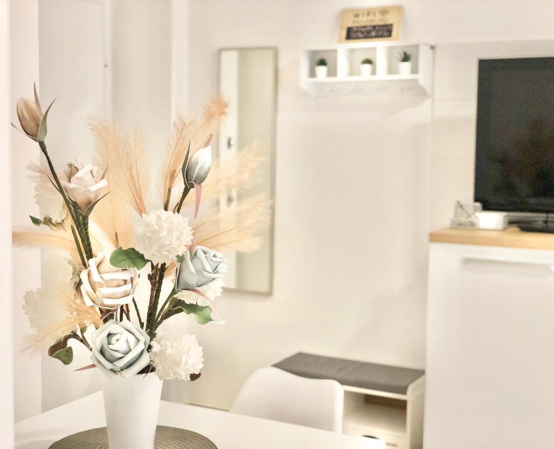 קליארי Bellini Lorenz Apartment מראה חיצוני תמונה